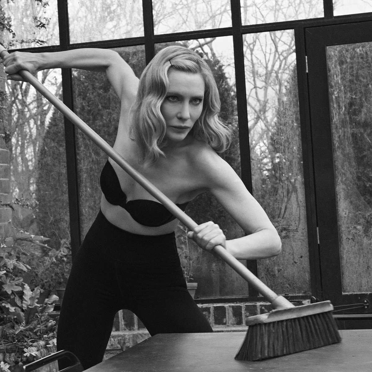 bbblanchett's tweet photo. CATE BLANCHETT??!!!! https://t.co/VK0Y3k84sR