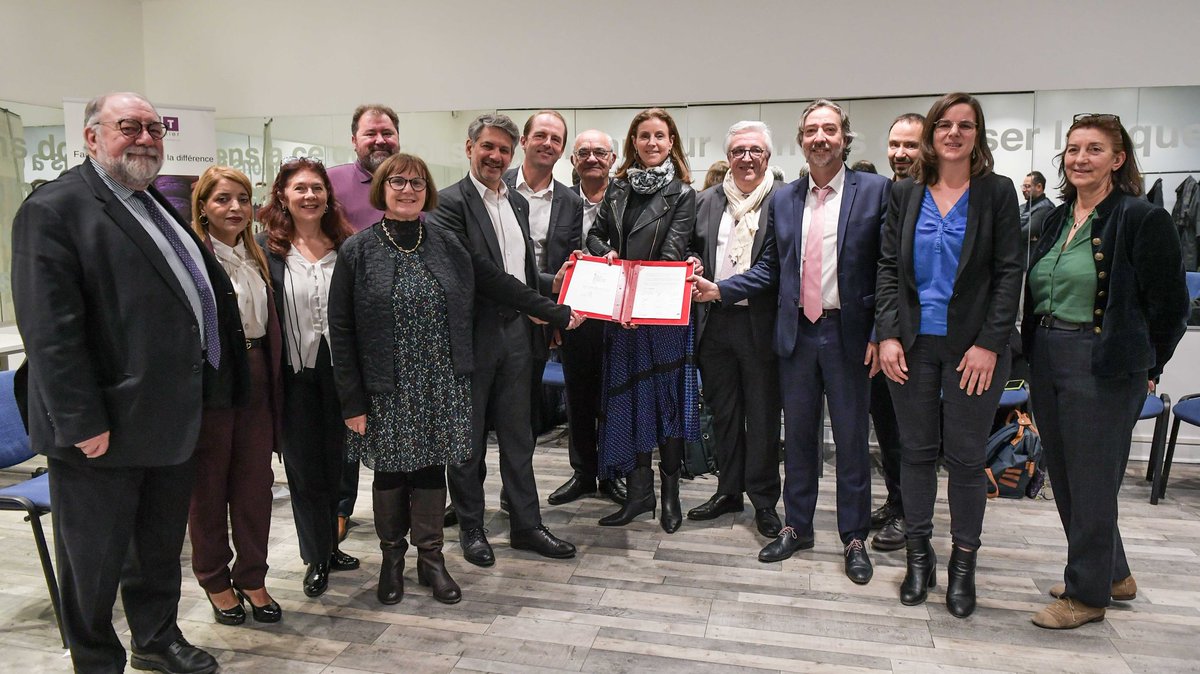 La signature d’une convention entre le service public de l’emploi et les organismes gestionnaires est une belle avancée pour l’emploi des personnes en situation de handicap.

Les ESAT et <a href="/FranceTravail/">France Travail</a> allient leurs forces pour les accompagner vers l’emploi en milieu ordinaire.