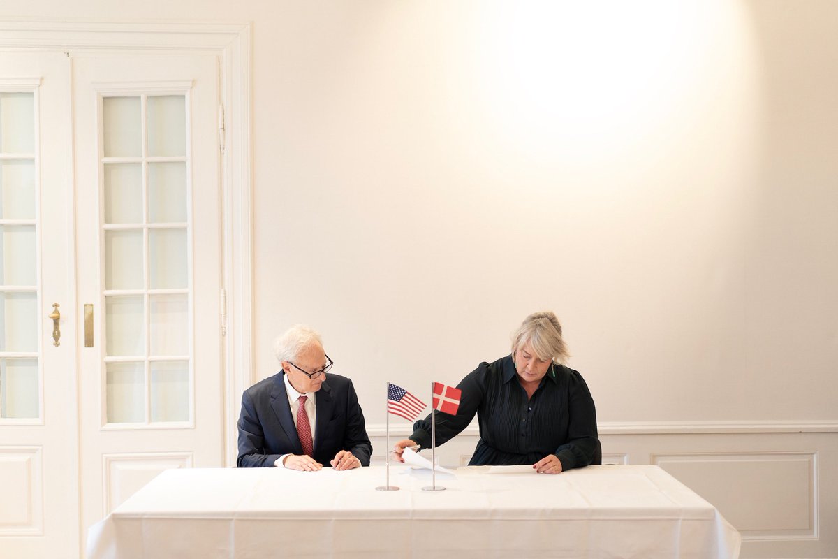 Christina Egelund tweet media