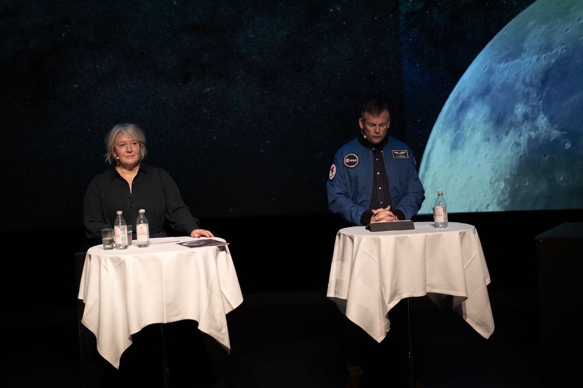 Christina Egelund tweet media