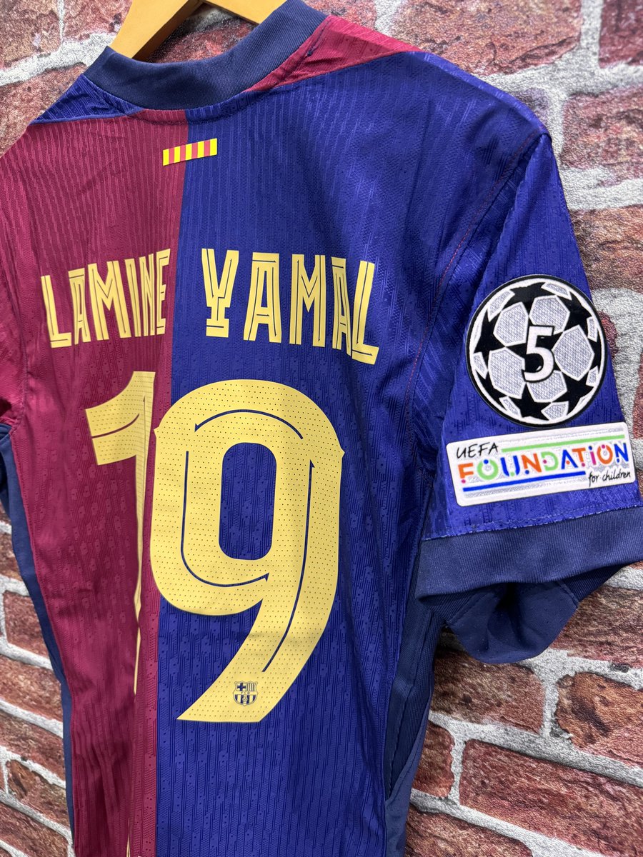 torino_store's tweet photo. تيشيرت #برشلونة الاساسي 2024/2025🤩🔥

-نسخة الاعبين🔥

مع طباعة #LamineYamal 😮‍💨♥️

وشعار دوري الابطال🏆

جميع خطوط الطباعه اللي نستخدمها اسماء وارقام هي نفس خط النادي الاصلي 👌🏼🔥

• عرض قطعتين والثالثه مجاناً مُستمر على جميع الاقسام 🤩👏🏻✅

للطلب :

https://t.co/zWWI8OOQtx https://t.co/wYa94fqqGs