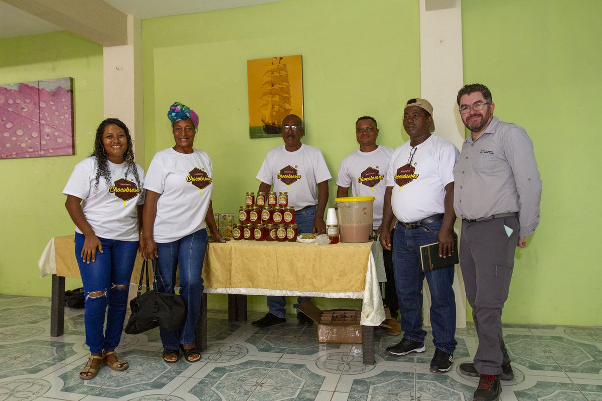 #FIASNews| A través de talleres de intercambio, <a href="/REMEcuador/">Programa REM Ecuador</a> reunió a 60 representantes de iniciativas productivas sostenibles, impulsando la conservación, vínculos comerciales y el desarrollo de cadenas de valor. 
¡1.117 familias beneficiadas!
Más info en: fias.org.ec/noticias/