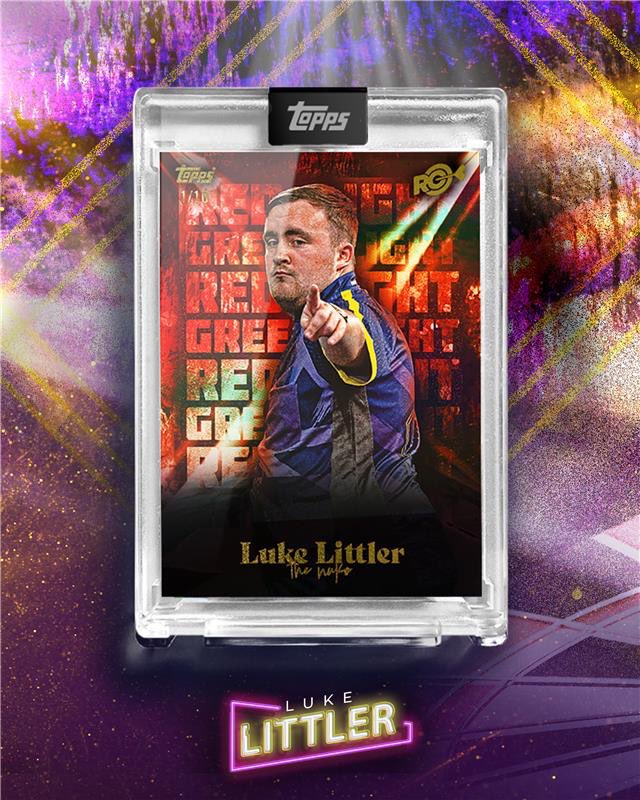 Topps_UK's tweet image. 🎯 Each premium #lukelittler set will contain four encased cards inside a premium presentation case.

Beyond a guaranteed on-card autograph, each premium box could also include numbered parallel cards, relic cards featuring pieces of Littler’s actual shirt, or, a for the first…