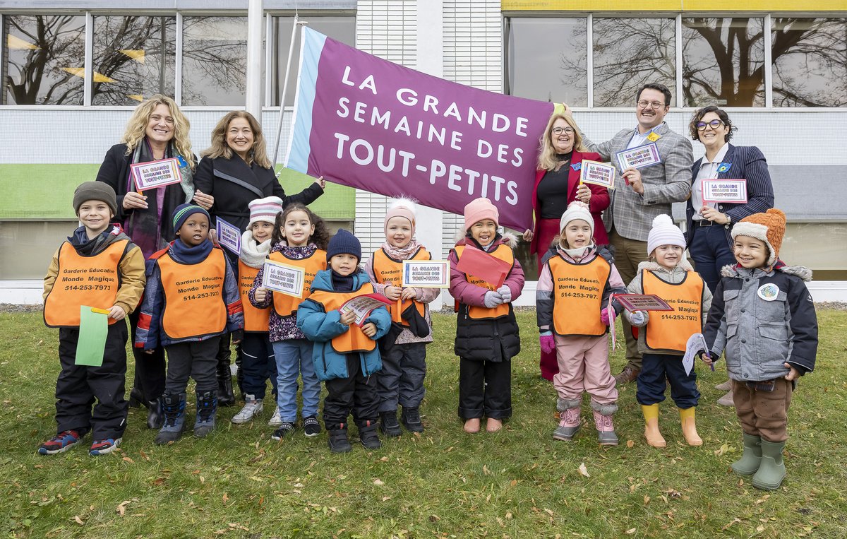 Collectif petite enfance (@collectifpe) on Twitter photo Cérémonie officielle de lever de drapeau de la GSTP à Mercier-Hochelaga-Maisonneuve ce matin.🎉
Merci à la ministre de la Famille, <a href="/suzanneroy_caq/">Suzanne Roy</a>, au maire de MHM, <a href="/PierreLBlais/">Pierre Lessard-Blais</a>, et à la présidente d'Espace MUNI et mairesse de Brossard, <a href="/d_assaad/">Doreen Assaad</a>, pour leur présence.💫 Cérémonie officielle de lever de drapeau de la GSTP à Mercier-Hochelaga-Maisonneuve ce matin.🎉
Merci à la ministre de la Famille, <a href="/suzanneroy_caq/">Suzanne Roy</a>, au maire de MHM, <a href="/PierreLBlais/">Pierre Lessard-Blais</a>, et à la présidente d'Espace MUNI et mairesse de Brossard, <a href="/d_assaad/">Doreen Assaad</a>, pour leur présence.💫