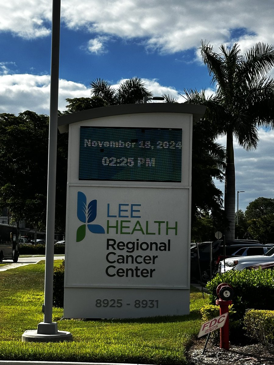 iAmLauraHartman's tweet photo. My dad’s getting a PET scan that his community care doctor ordered 2 weeks ago. I’m grateful my dad’s outside the broken @DeptVetAffairs hospitals. #communitycare #secondopinion #CancerSucks #WaitTimeSucks #VaSucks https://t.co/HHQe6aGXjs