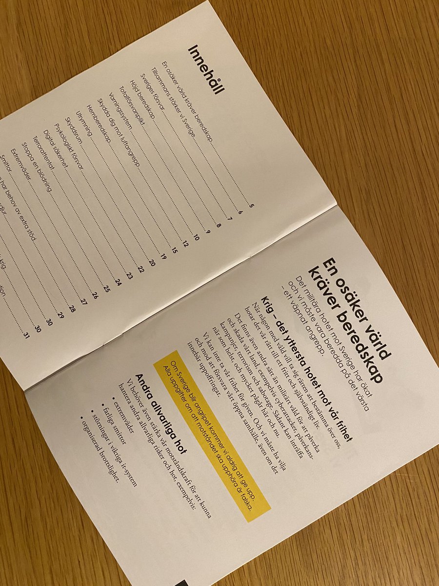 tuuliel's tweet image. Today in Sweden. The government is sending every household a 30-page guide about preparation in case of crisis or war.
It begins with these words: If Sweden is attacked, we will never surrender. Any information suggesting that resistance has been ceased is false.