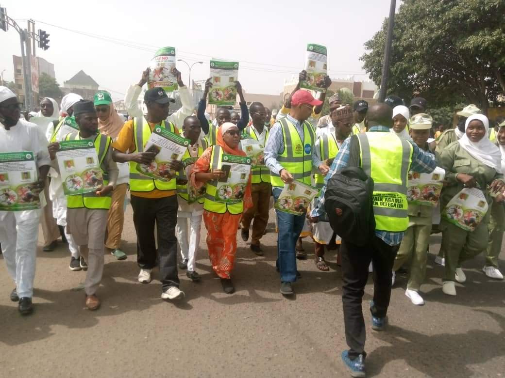 radionigeriahq's tweet image. The Kano State Government has called on Nigerians to desist from open defecation, saying it has a huge impact on human health and the environment.
#WorldToiletDay #OpenDefecation #RadioNigeria