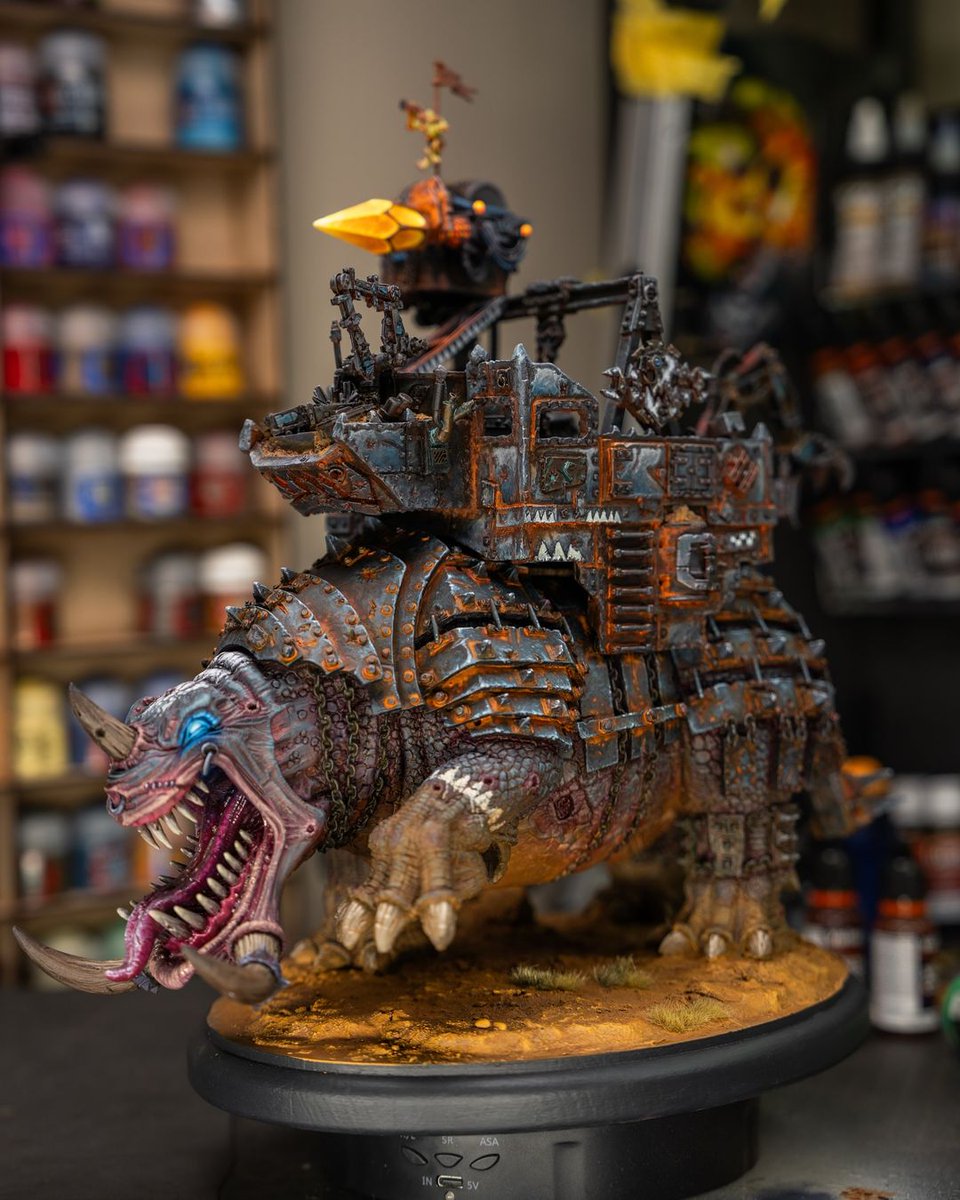 Warzone_Studio's tweet image. Starting the week with something heavy! 😉
A pimped-out ride by @orc.butt

#WarzoneStudio #ork #orcs #orc #orcbutt #ork
#warhammer #warhammer40k #warhammercommunity