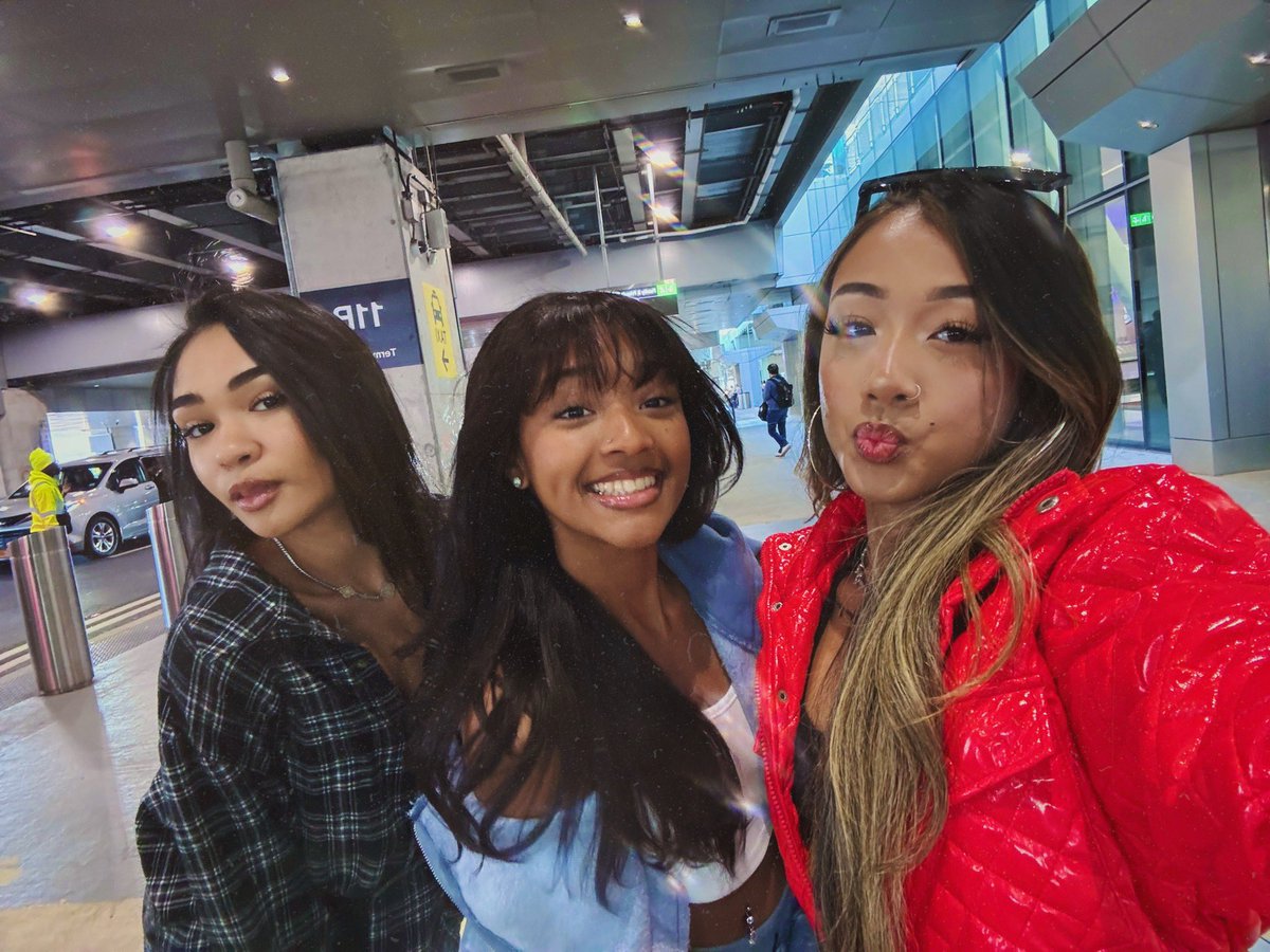 luv2iimagine's tweet photo. ✈️ https://t.co/Tsgw4HOO6I