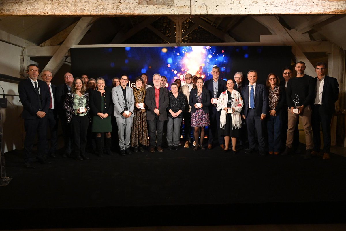 INRAE (@inrae_france) on Twitter photo 🏆 Le ministre <a href="/patrickhetzel/">Patrick Hetzel</a> <a href="/sup_recherche/">Ministère Enseignement supérieur et Recherche</a> conclut la cérémonie.
Le palmarès des #Lauriers2024 d’INRAE récompense des recherches sources de solutions pour l’agriculture, l’alimentation et l’environnement.
🏞️ Grand Prix : Xavier Le Roux <a href="/INRAE_Lyon_Gre/">INRAE Lyon-Grenoble Auvergne-Rhône-Alpes</a>, pionnier en écologie 🏆 Le ministre <a href="/patrickhetzel/">Patrick Hetzel</a> <a href="/sup_recherche/">Ministère Enseignement supérieur et Recherche</a> conclut la cérémonie.
Le palmarès des #Lauriers2024 d’INRAE récompense des recherches sources de solutions pour l’agriculture, l’alimentation et l’environnement.
🏞️ Grand Prix : Xavier Le Roux <a href="/INRAE_Lyon_Gre/">INRAE Lyon-Grenoble Auvergne-Rhône-Alpes</a>, pionnier en écologie