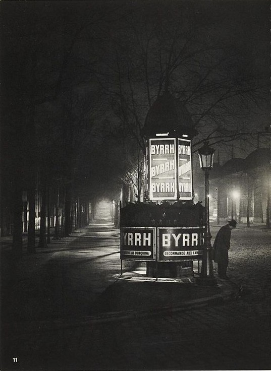 Brassaï.  Paris de Nuit. 1933
