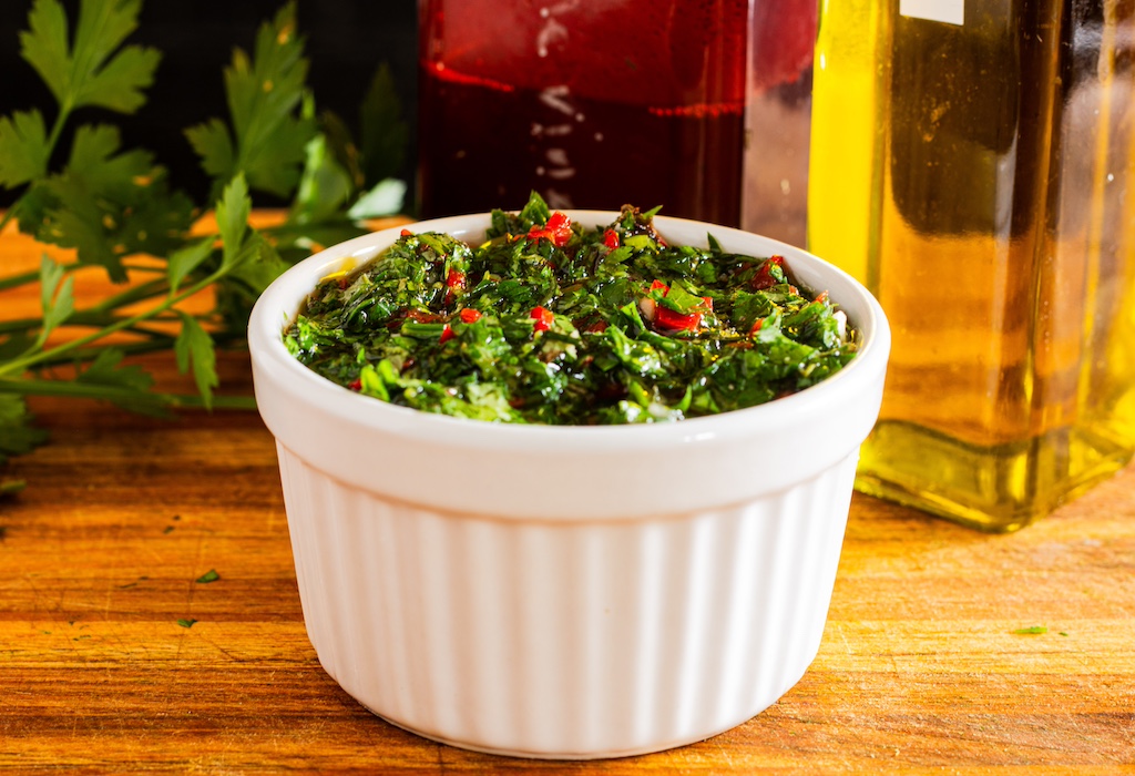 ** Chimichurri sauce ** Is this classic South American sauce actually ... Irish? Possibly: noseychef.com/2024/10/21/chi… #argentina #chile #pweru #food #history #instafood #foodporn