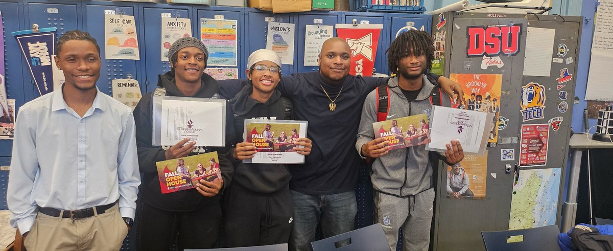 johnjaylaw's tweet photo. “Success is the sum of small efforts, repeated day in and day out.” – Robert Collier

Shout out to the graduating class of 2025. We had over 40 scholars who received on the spot college acceptances from St. Thomas Aquinas College #johnjaystrong #johnjaylaw #classof2025 @STAC_edu https://t.co/MUcku6WJHc