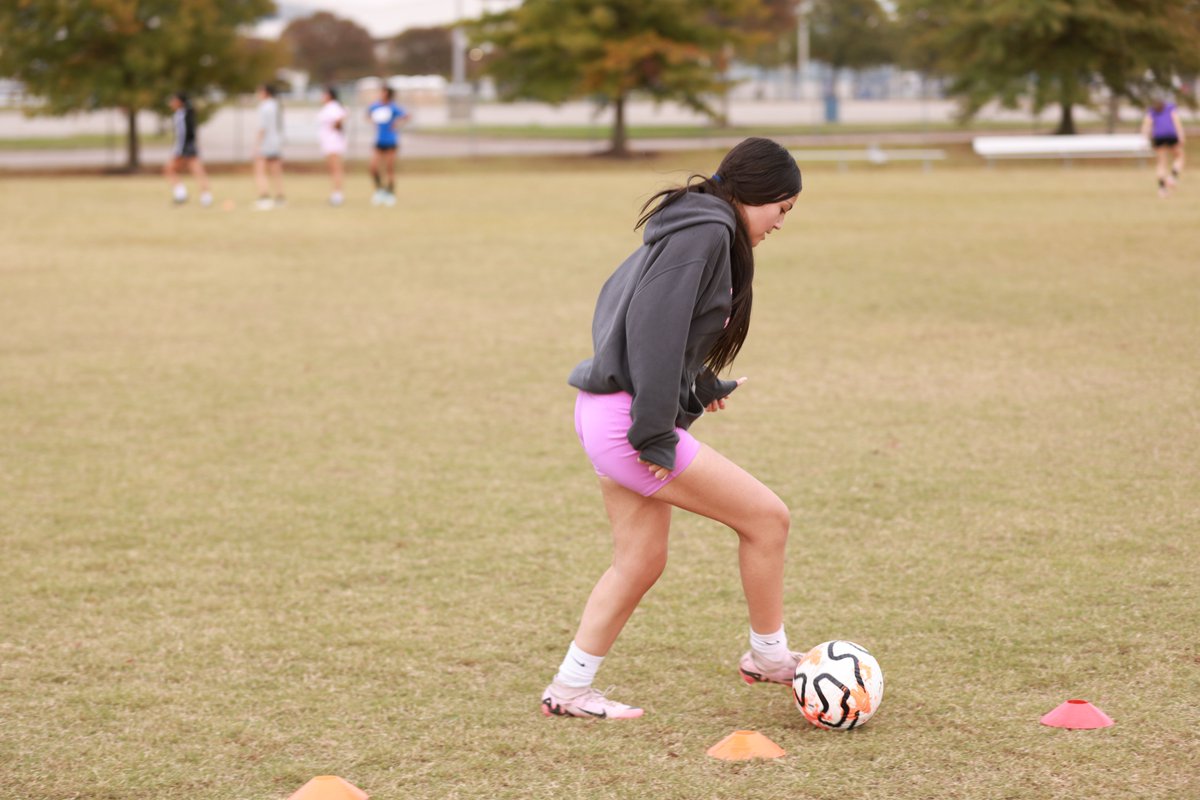 PlayWhereUStay's tweet photo. Thank you for joining the PWYS 2025 Girls Tryouts! Despite the weather, it was a weekend full of joy, talent, and community! Teams will be announced next week (11/25)—check your emails and follow us on social media for updates. We’re so excited for the upcoming season! 💙👏🎉 https://t.co/zjBTBjnavx