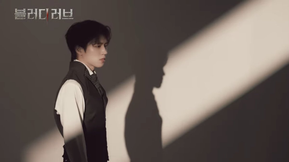 Fr_Inspirits's tweet photo. [WOOHYUN - Bloody Love]

Bienvenue dans les coulisses du photoshoot de Dimitru &amp; co. ~ 🩸

🔗 https://t.co/u9zdJ6pwsG
🗓 2024.12.7~2025.2.16

#뮤지컬 #블러디러브 #Bloodylove #남우현 #우현 #NAMWOOHYUN #Dimitru

#🍀 https://t.co/pjfDeexur1
