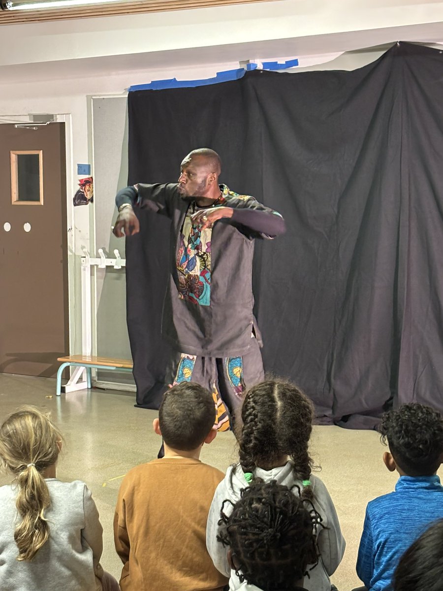 Cité éducative de Paris 18e tweet media