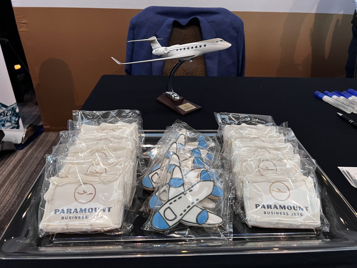 Congrats to Bart Knellinger and Garrit Cora on an outstanding Full Arch Growth Conference!

Paramount was glad to sponsor and serve as the private jet provider for this incredible event.   

Here’s to continued growth and success!   
#FullArchGrowth #ParamountBusinessJets