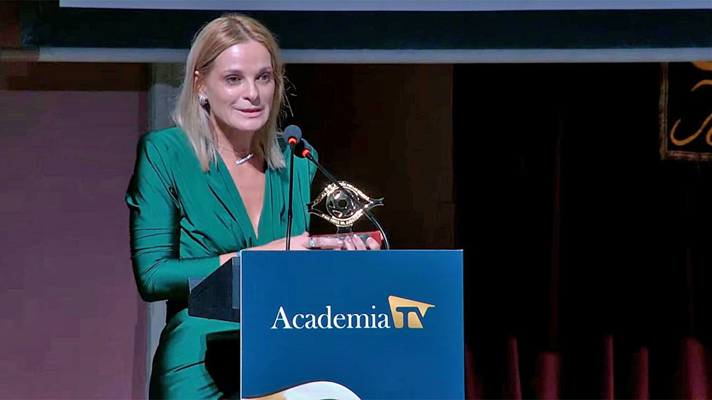 Isabel Cabrera <a href="/Mencarisa_/">Isabel Cabrera</a> , directora adjunta de <a href="/canalsur/">CanalSur</a>, recibe en Madrid el #PremiosTalento 2024 de la Academia de la Televisión

🗣️ <a href="/academia_tv/">AcademiaTV</a>, <a href="/ateneodemadrid/">Ateneo de Madrid</a> 

🌐 csur.red/Ukyu50U9sR6

📲#SiempreCanalSur | #LaFamiliadelaTele