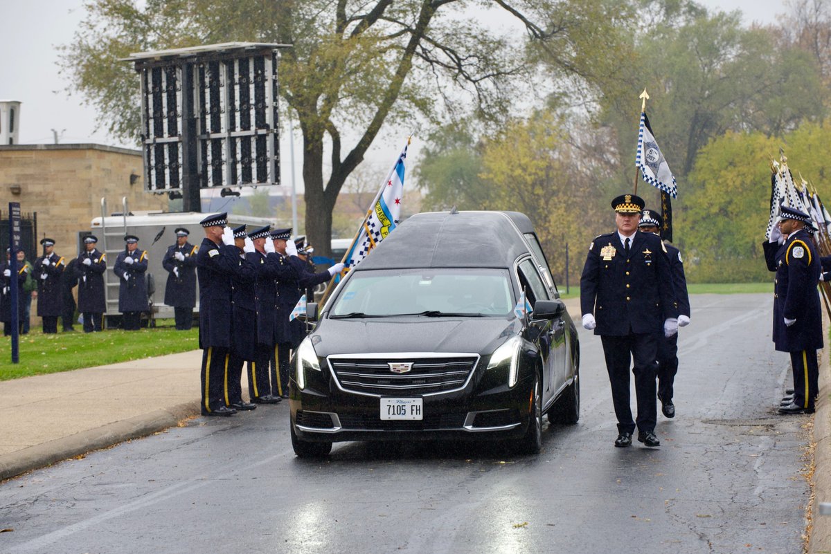 Chicago Police tweet media
