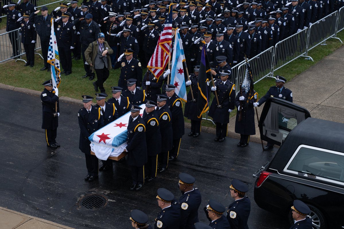 Chicago Police tweet media