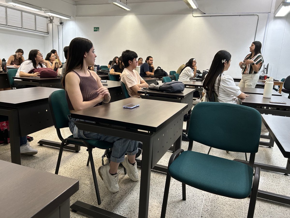 Carlos_Zarate11's tweet photo. Reunión Semillero Política, Legislación y Gestión Ambiental. 2024 -2 Facultad de Minas. Departamento de Geociencias y Medio Ambiente. Universidad Nacional de Colombia. Sede Medellín. ⁦@gi_polygesta⁩ https://t.co/7BlCu2CAWU