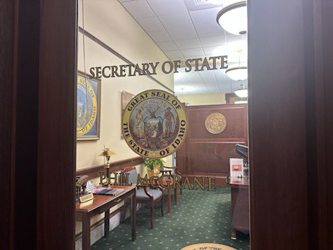 IdahoPubRadio's tweet photo. An audit team will visit Latah County on Nov. 21 to perform a hand count of the general election ballots to compare with the canvassed election results. Under Idaho law, the Secretary of State conducts a post-election audit; counties were chosen at random on Nov. 15. https://t.co/aHBXe0FBFA