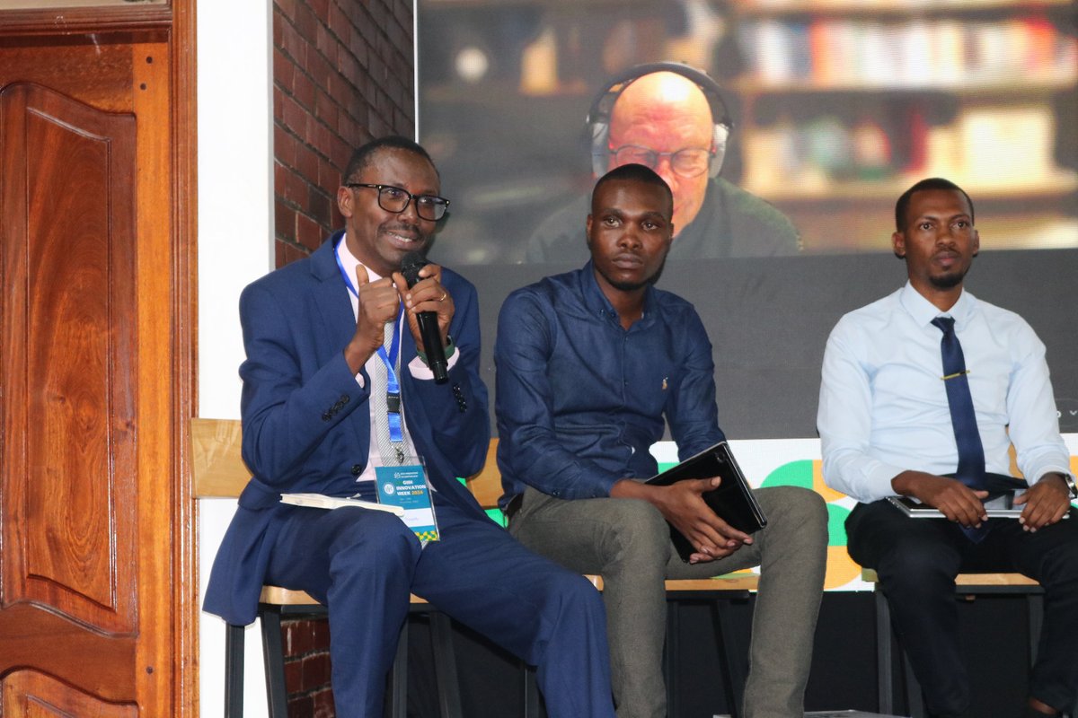 mtabaziemmanuel's tweet photo. Honored to Speak at the @Uni_Rwanda  Innovation Week 2024!  

I had the privilege of being part of a dynamic panel, together with other incredible panelists discussed "Student-Led Innovations: Opportunities &amp; Challenges".  

#URInnovationWeek2024 #DigitalTransformation #SDGs https://t.co/ZFEtQdRyNp