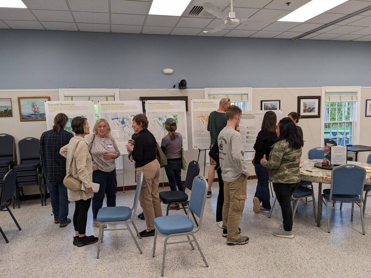 REMINDER: Join SRPEDD and the Town of Rochester for a Master Plan Open House this Thursday, November 21st from 6:00-8:00PM at the Town Hall to review the Final Draft of the Master Plan.

Learn more at spredd.org/rochester-mast…