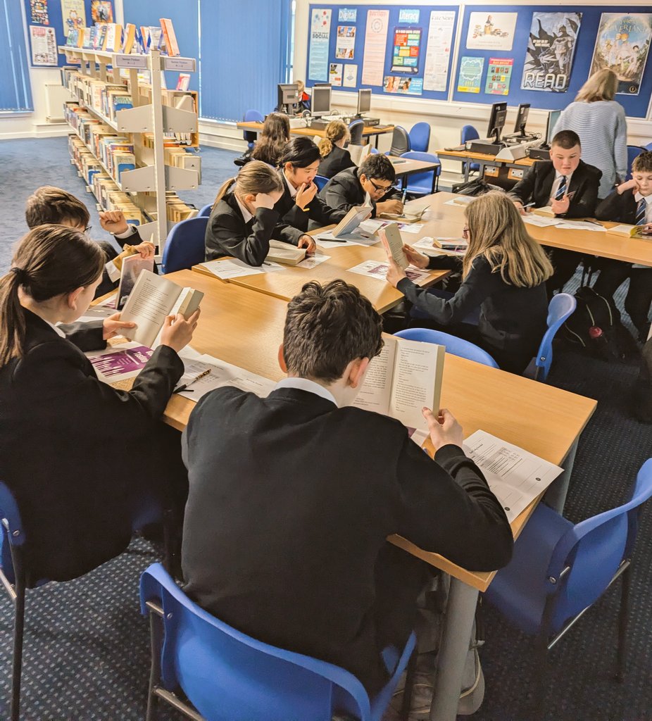 BishyLibrary's tweet photo. S1 pupils enjoyed some book tasting in the library today! β€οΈππ #ReadingSchools #buildingareadingculture #EDCschoollibraries @BishopbriggsAC @BookWeekScot https://t.co/m5wpkFDA4x