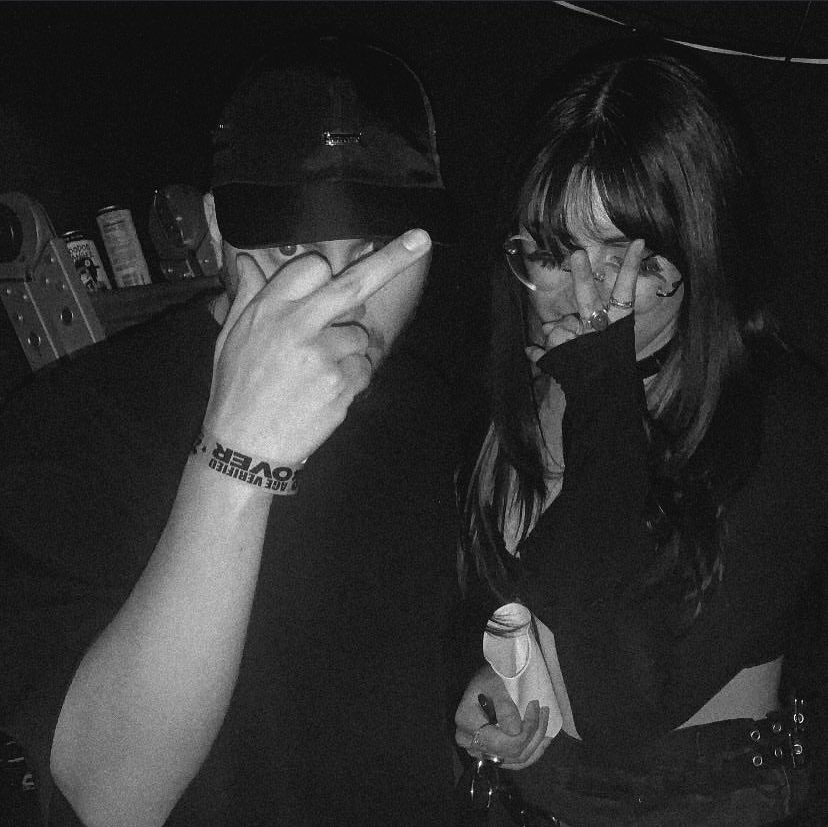 sex_sixsix's tweet photo. Witch House forever 🖤 
11/15/24 #TearsintheClub
.
.
#witchhouse #brothelmusic #sidewalksandskeletons #pictureplane https://t.co/D1eQIRQmTo