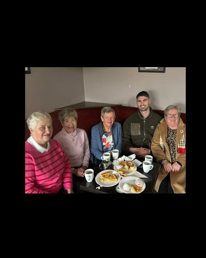 OolaGAA's tweet photo. Thank you to everyone who supported our Coffee Morning Fundraiser for the Senior Citizen Christmas Party
Thanks also to Bernard  Hogan for hosting and to the Oola ICA and Oola G4M&amp;O ladies for kindly baking delicious treats. https://t.co/t7WGLRPMeG