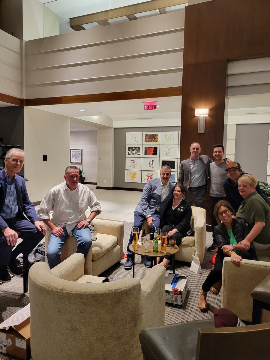 EazyWanderer's tweet photo. It takes enormous work from a ridiculously gifted group to make our annual @hopeforthesilentvoices  fundraisers happen. These are just a handful of people who execute a wonderful yearly event 2 help us protect children. 

 #voiceforthevulnerable #h4sv 
@thegroveinc @lottiespub https://t.co/pTFZtPFgoF