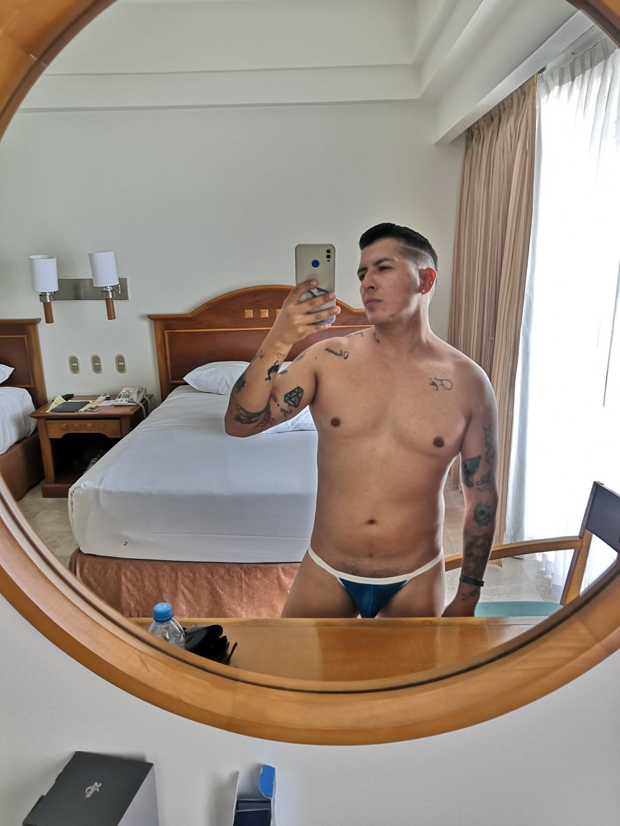 AlexxxSegura's tweet photo. Blue 💙🩵 https://t.co/0bdWNoYAZQ