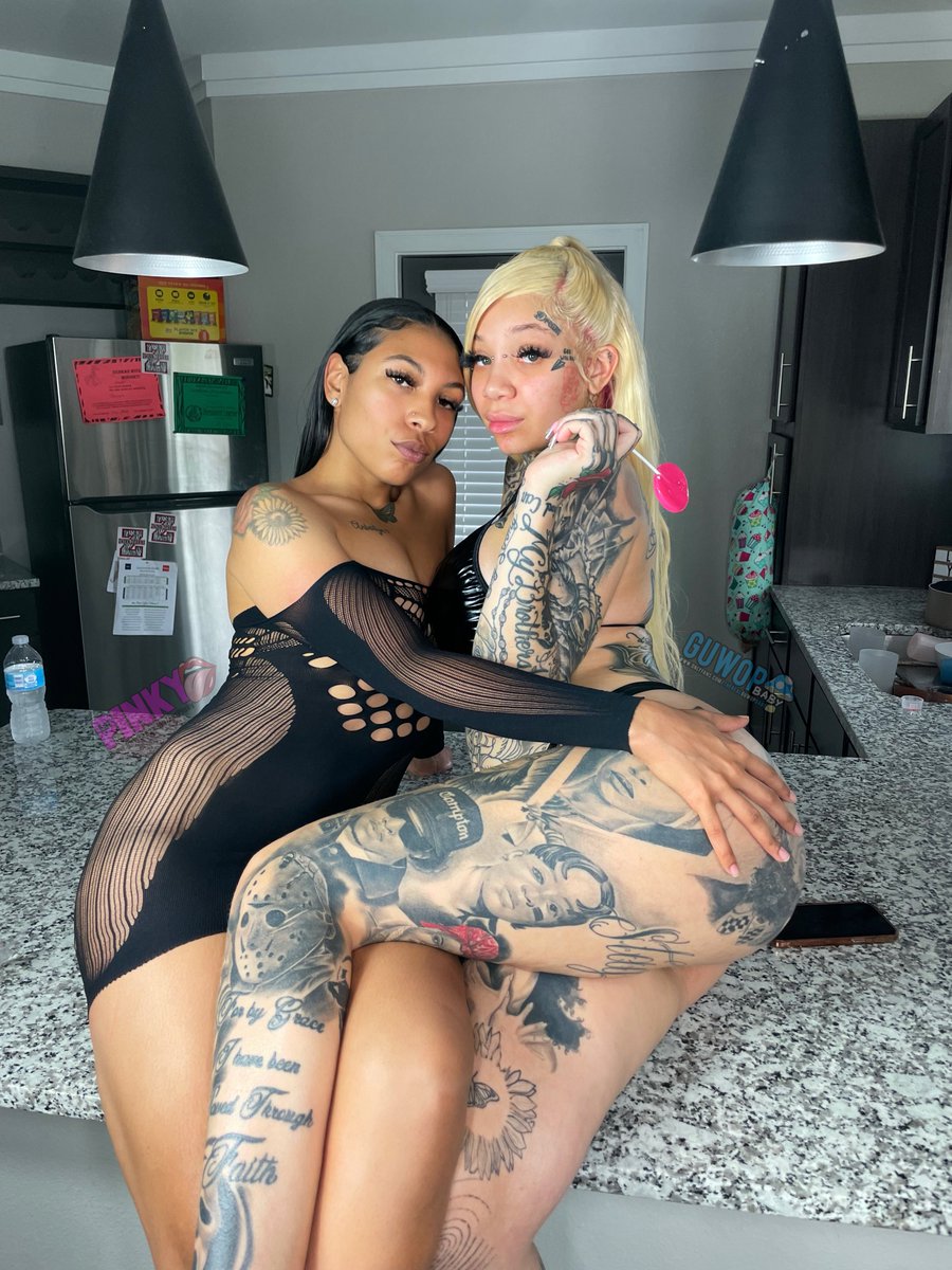 1kentfilms's tweet photo. Pick Your Poison @guwopbaby5 @Eat_Pinky 😍🍑📸 https://t.co/c4AZAuA2yw