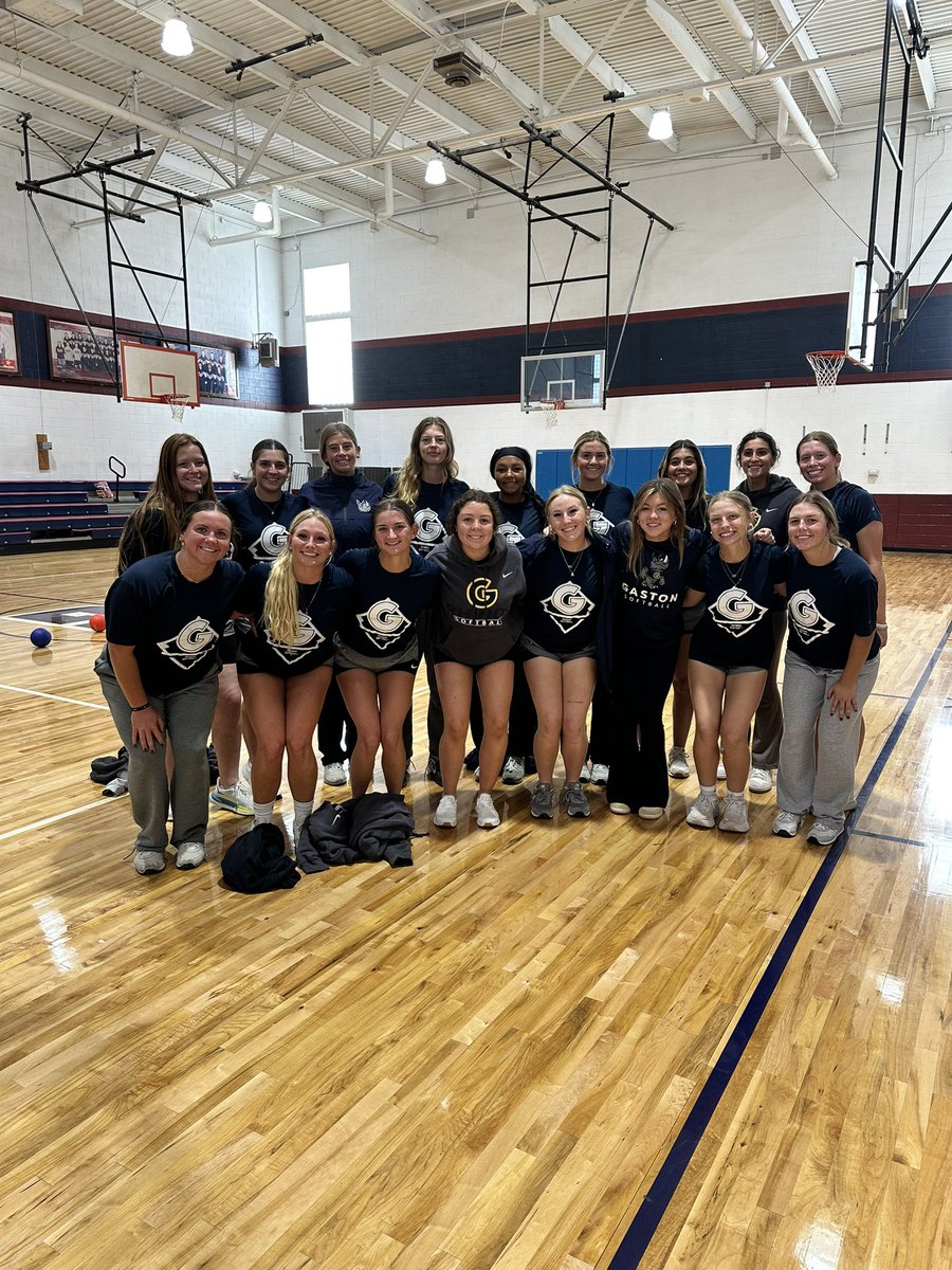 GCRhinosSB's tweet photo. 𝗪𝗘𝗘𝗞 𝗢𝗙 𝗚𝗜𝗩𝗜𝗡𝗚 

We had so much fun at East Gaston High School today! Hopefully we were able to bring some joy to their school day! 

#Day1 https://t.co/ILw3dB8IXK
