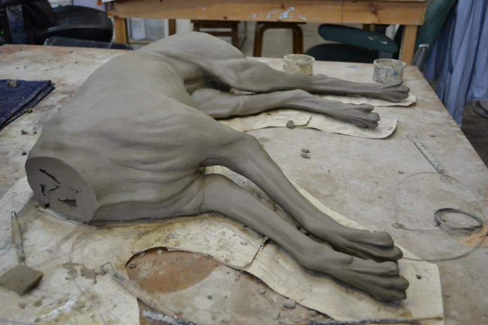 AmbForgottenImp's tweet image. Next year I want to make some 'alive' animal props 🤣

I always seem to get requested to make dead or injured ones . 

Honestly sculpting the body for this was wonderful!.

#propmaker #sfxartist #emmerdale