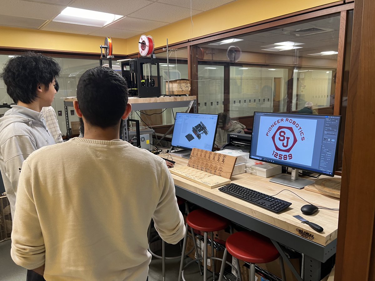 Robots, teamwork, and innovation! Our middle school and high school robotics teams brought FIRST robotics to life at the Saint John’s Open House, showcasing the power of STEM and collaboration! <a href="/SJShrewsbury/">Saint John's</a>