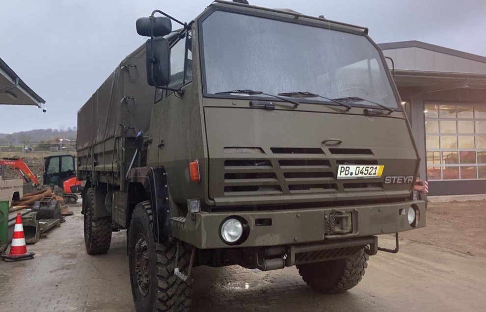 Dear friends, we would like to ask for your help and coverage of the ongoing situation. 

Our STEYR truck (fundraised together with you) got BLOCKED by Polish customs. 

Thus, we would like to properly inform you about the ongoing problem and situation

As mentioned above, our