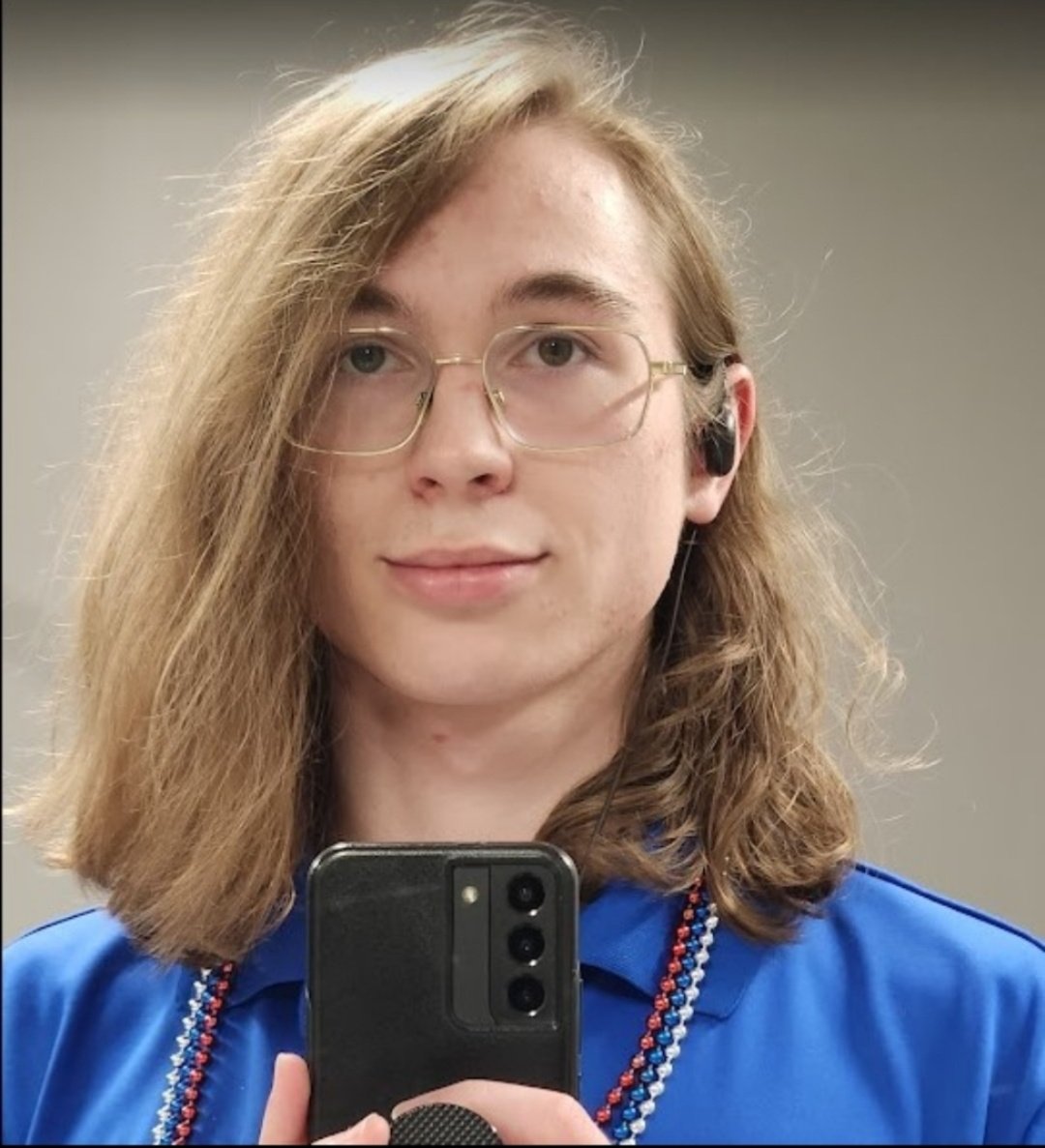 Floppy 🇺🇸 tweet media