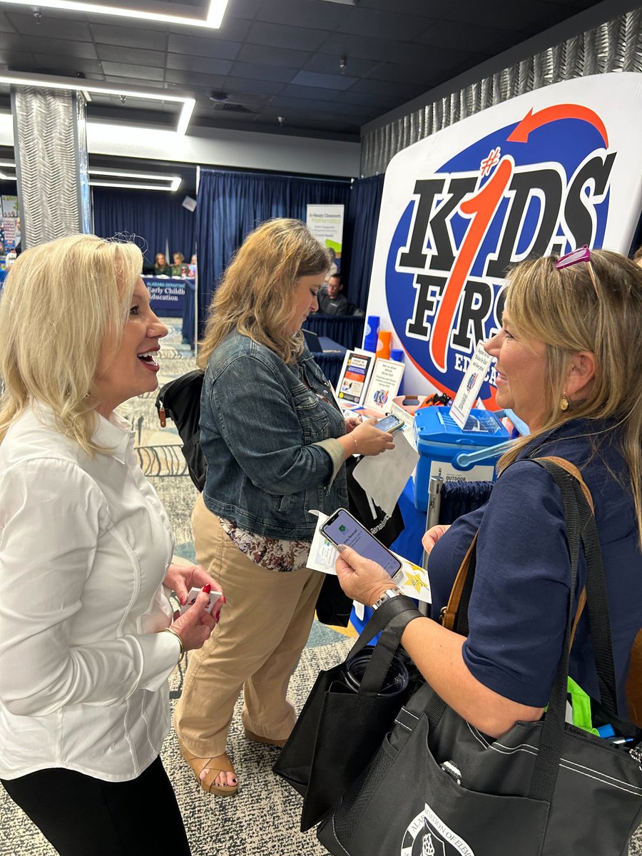 K1Education's tweet photo. #KidsFirst Alabama team of Lisa Comer, Renee Carter, Reeda Betts, and Shannon Uptain are happy to be at the AAESA conference this week. We invite our Alabama Elementary Administrators to come visit us! #KidsFirstAlways #AAESA๐งก๐ https://t.co/LHDgDEe43S