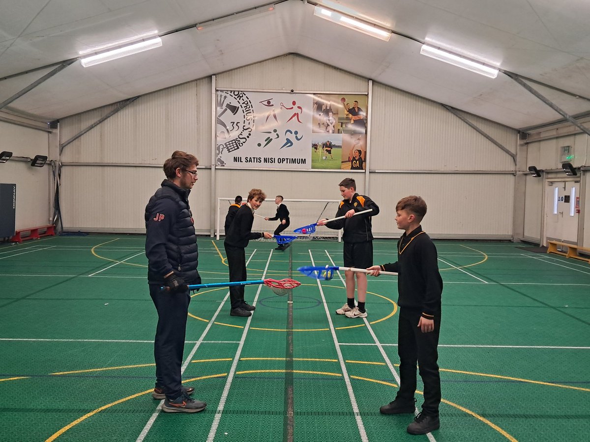 STM_College's tweet photo. Lots of fun was had tonight at our @STM_PhysEd Lacrosse Club. Lead by our expert coach Mr Pink, who plays for the Team GB Lacrosse team, students learned some of the basics, including how to throw and catch the ball using the Lacrosse stick! https://t.co/UUPBk8BJUR