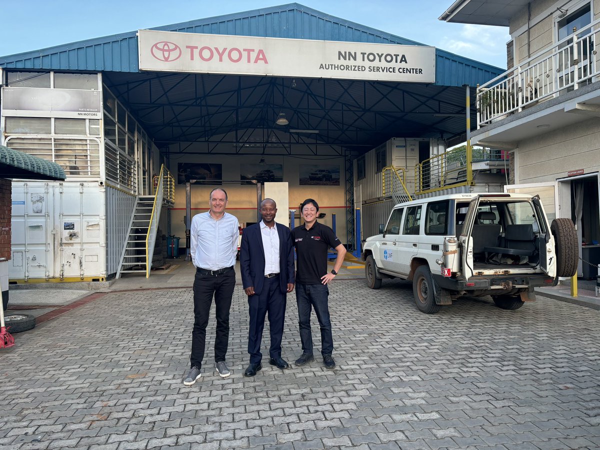 NNozzle's tweet image. Excited to announce NN Group is now the authorized dealer for Sino Trucks &amp;amp; genuine spare parts in DRC, South Sudan &amp;amp; West Nile!

Thank you, CFAO Mobility MD Thomas Pelletier &amp;amp; COO Kensuke Onigata, for making this happen.

📍 Inquiries:
#SinoTrucks #CFAOMobility #NNGroup