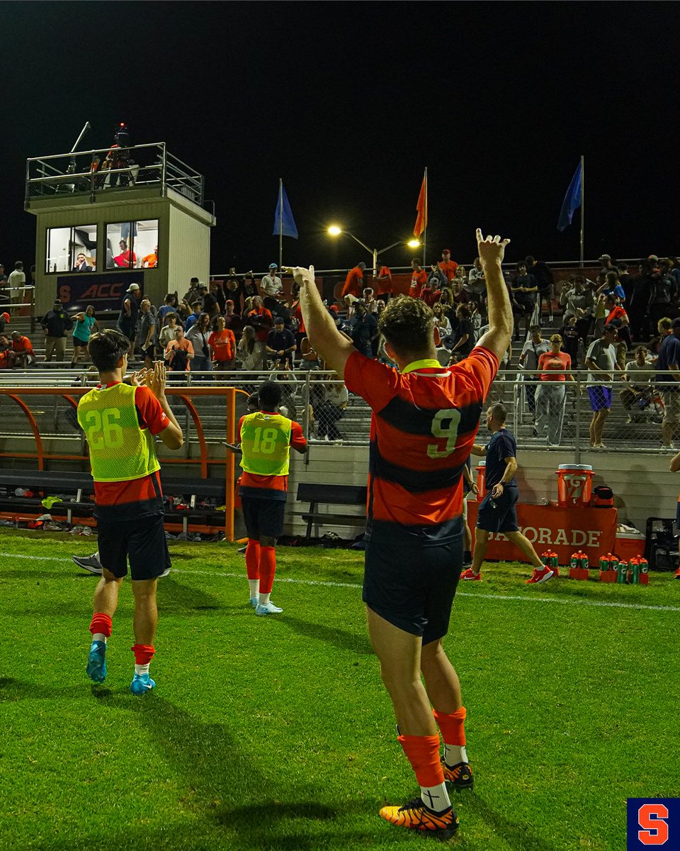 CuseMSOC's tweet photo. Thank you Orange fam for your support all season long 🧡

See everyone next year 🍊

#DareToDream https://t.co/IghEDjWNQo