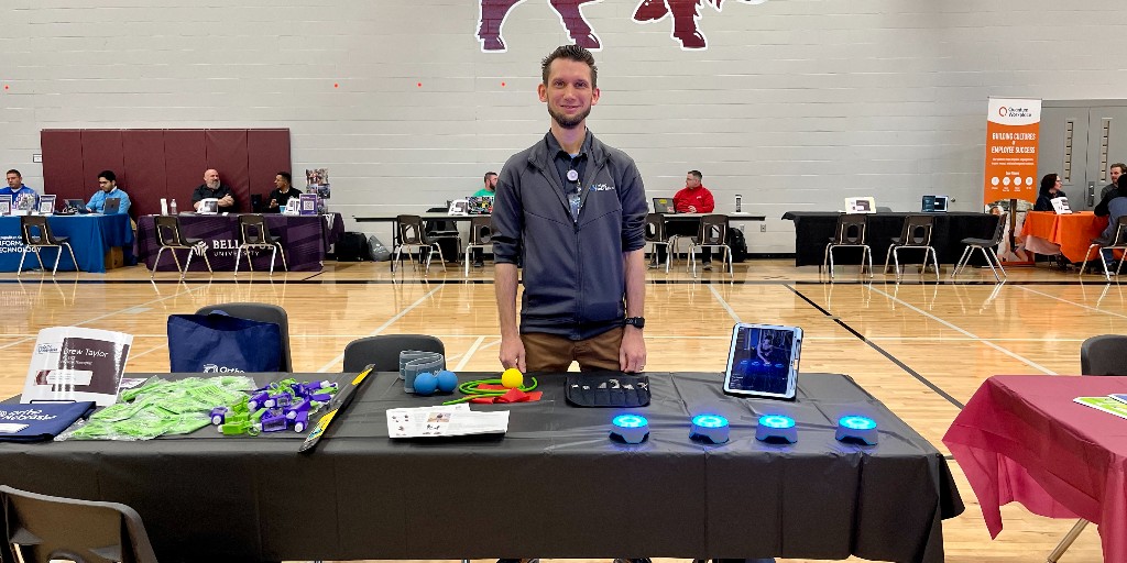 Drew Taylor, PT at our Oakview clinic, visited with students at <a href="/OPS_BuenaVista/">Buena Vista High</a> about a career in physical therapy. He brought a few tools of the trade for students to experience rehab activities first-hand. Thanks for giving back to our community, Drew!