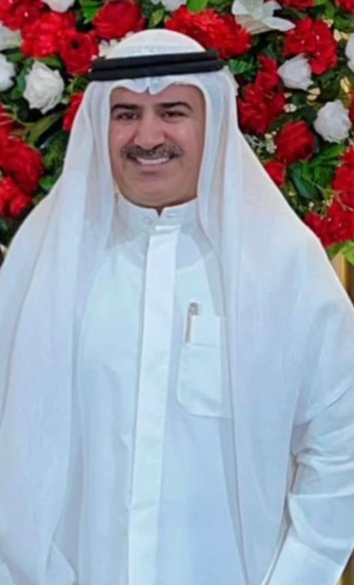 أخلاق و مرجلة و منفعة للناس جميعاً لـ القريب و البعيد .. أخلاقه تُدرس 
ينومس الرفيق و يغيظ العدو ..

من يحاول النيل منك يابو راكان يُعتبر مُنتحر 
و ساقط على جميع الأصعده سواءًا اجتماعياً أو إنتخابياً ..

و الله من الغباء الضرب في سمعة النبلاء أمثال عبيد الفرهود و الناس هي الحكم