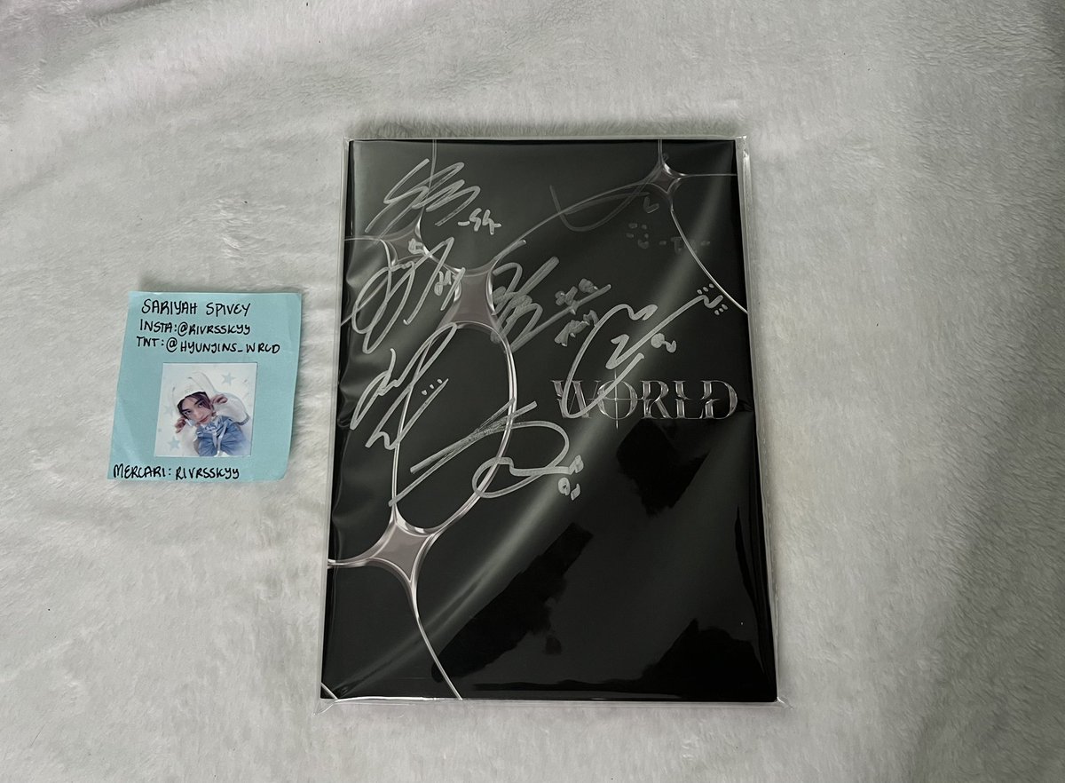 nicosmoon_'s tweet photo. WTS TAN Signed Album
Want: $40 + Shipping
#tanwts #tanwtt #wtstan #tansignedalbum #tansigned https://t.co/dXEfEeIiXe