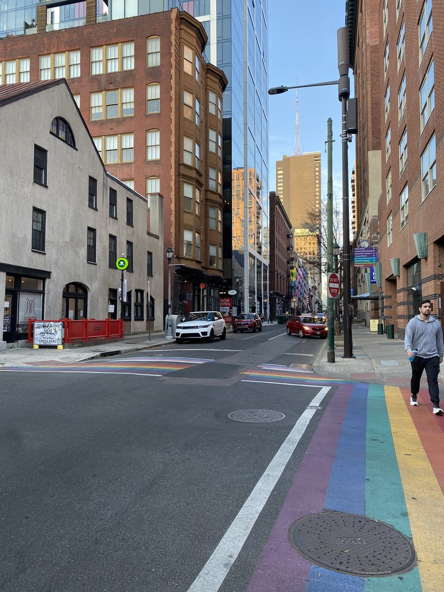 It takes me so long to walk anywhere in this city because I stop and take pictures constantly. I love Philadelphia so much and genuinely feel bad for people that are too scared to spend time here because of what they see on the internet