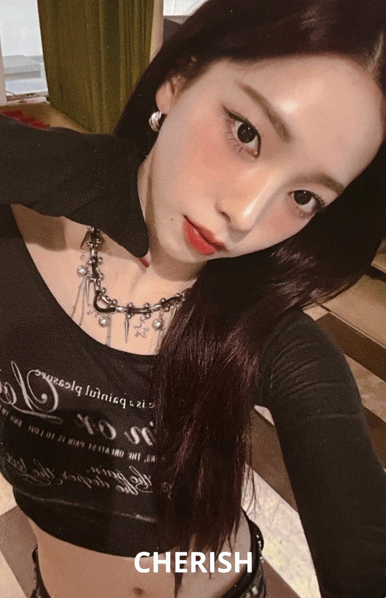 karina (@rinapicss) on Twitter photo 