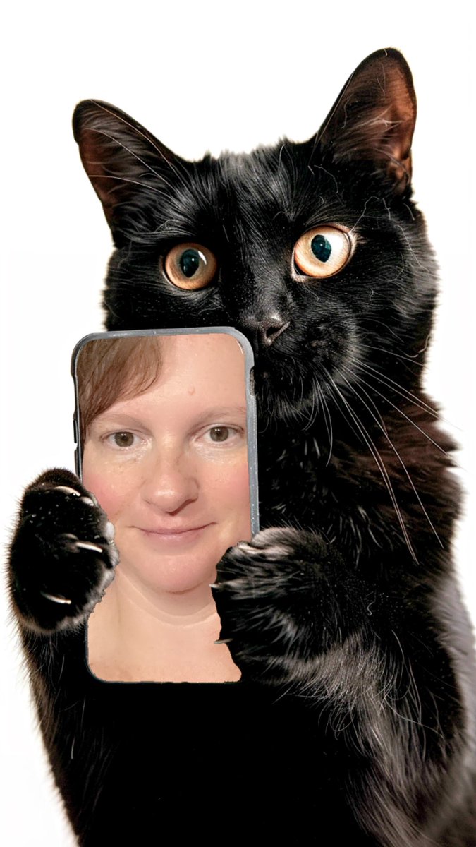 Oh how I wish I had a little black kitty who loved me 🥰Golden Pursuits was a success today, arrow to the knee and costume acquired! We went to see what <a href="/MatygonIsHere/">Matygon ♥️🎺🎵</a> was up to this afternoon, see ya Wednesday! 🥰💋