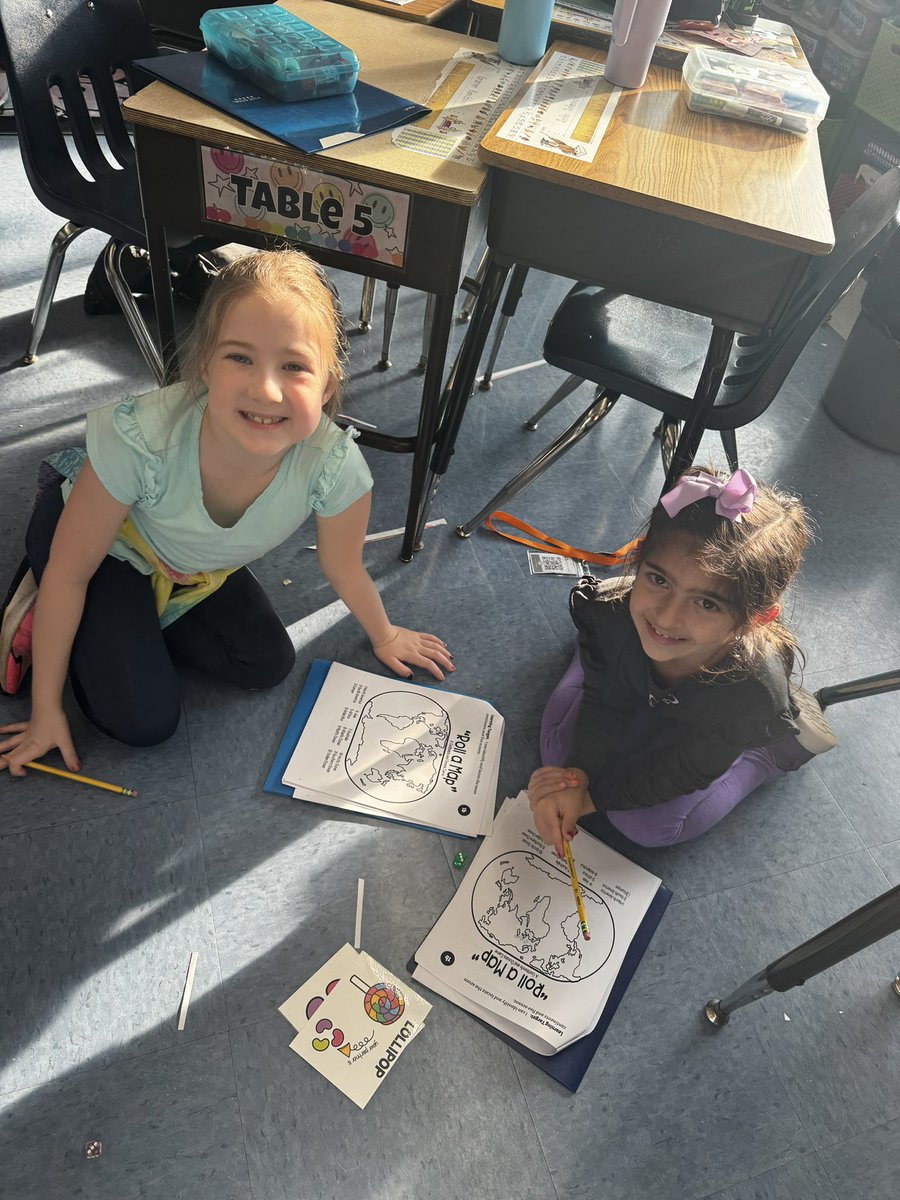 Miss_DeSousaa's tweet photo. Exploring the world together! 🌍 Students team up to learn about continents and oceans through a fun rolling dice game! @School9E @MissRinck https://t.co/xmzLG3Ew9m